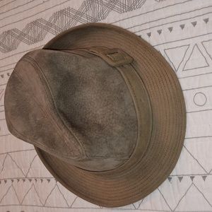 Suede hat